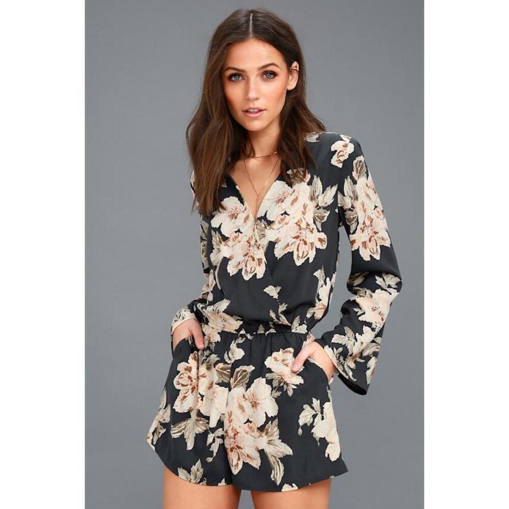 Lulus Prairie Daydream Washed Navy Blue Floral Print Romper - Size S